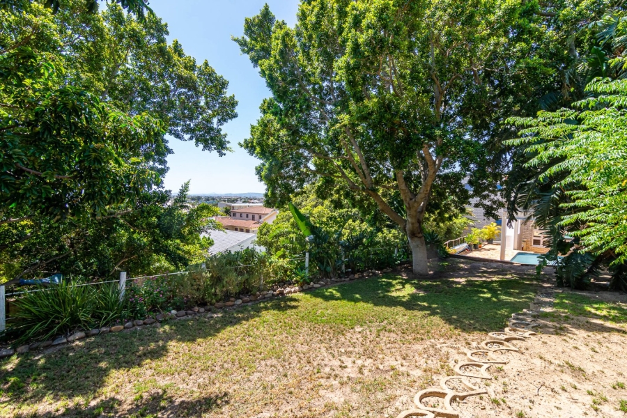 11 Bedroom Property for Sale in Gordons Bay Village Western Cape